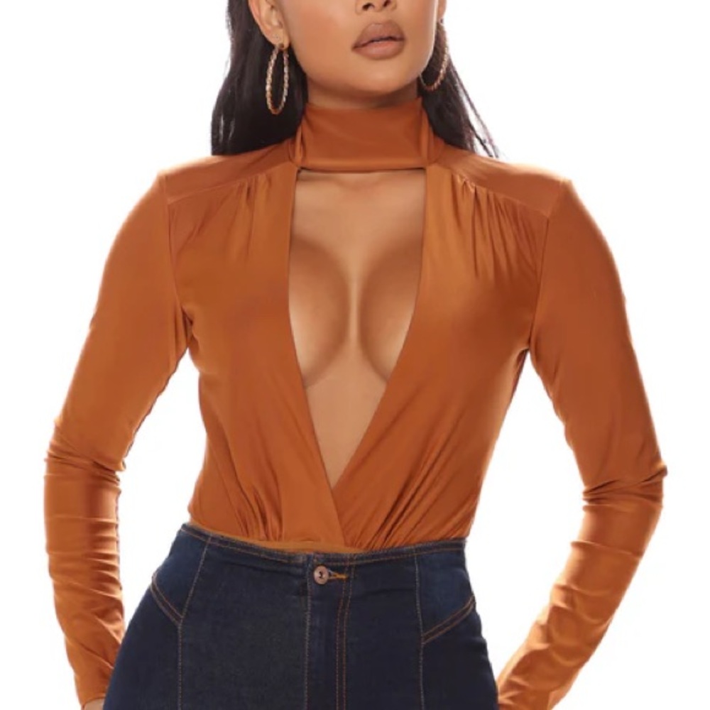 Fashion Nova Cognac Long Sleeve Cut Out Bodysuit